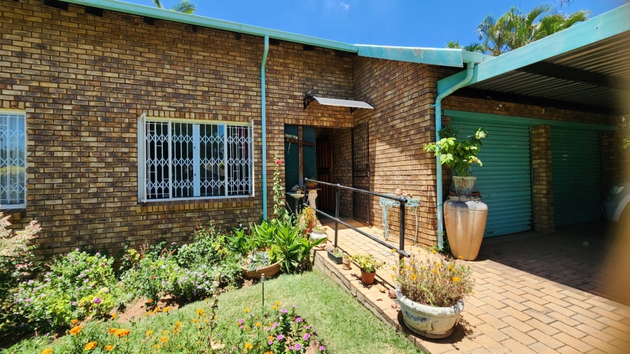 3 Bedroom Property for Sale in Ninapark Gauteng