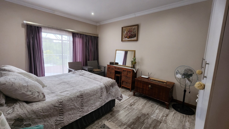 5 Bedroom Property for Sale in Theresa Park Gauteng