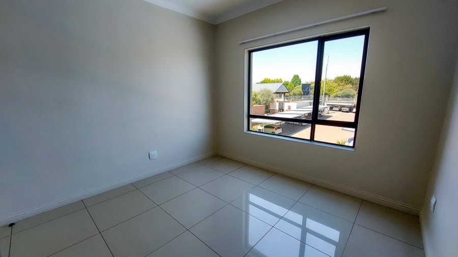 To Let 2 Bedroom Property for Rent in Crowthorne AH Gauteng