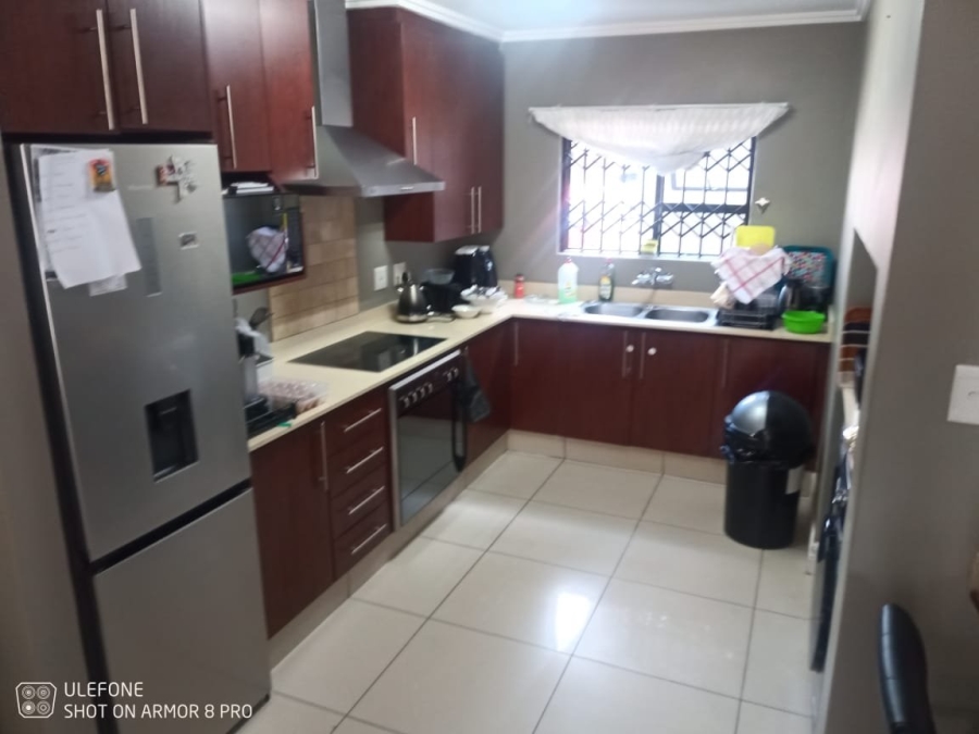 3 Bedroom Property for Sale in Bedford Park Gauteng