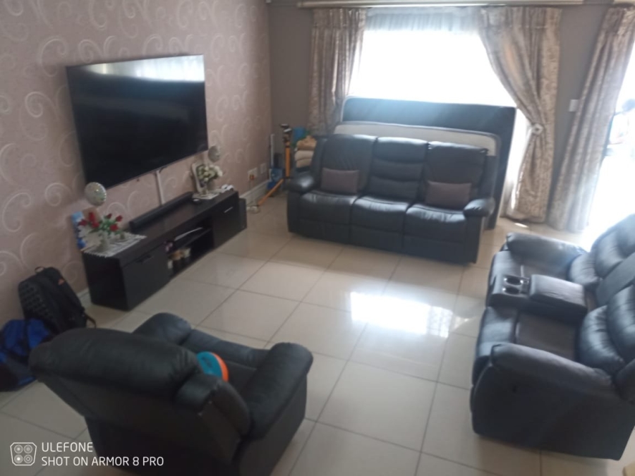 3 Bedroom Property for Sale in Bedford Park Gauteng