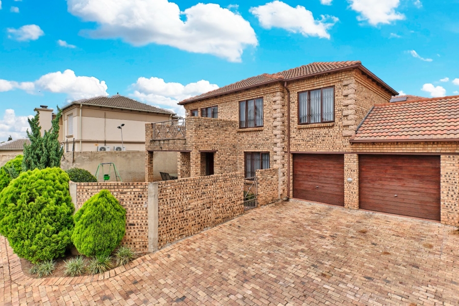 3 Bedroom Property for Sale in Bellairspark Gauteng