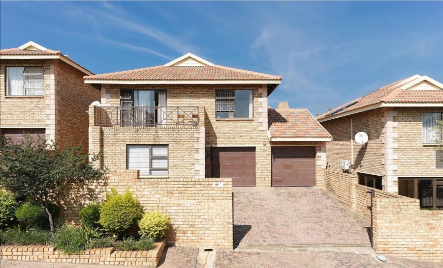 3 Bedroom Property for Sale in Noordhang Gauteng