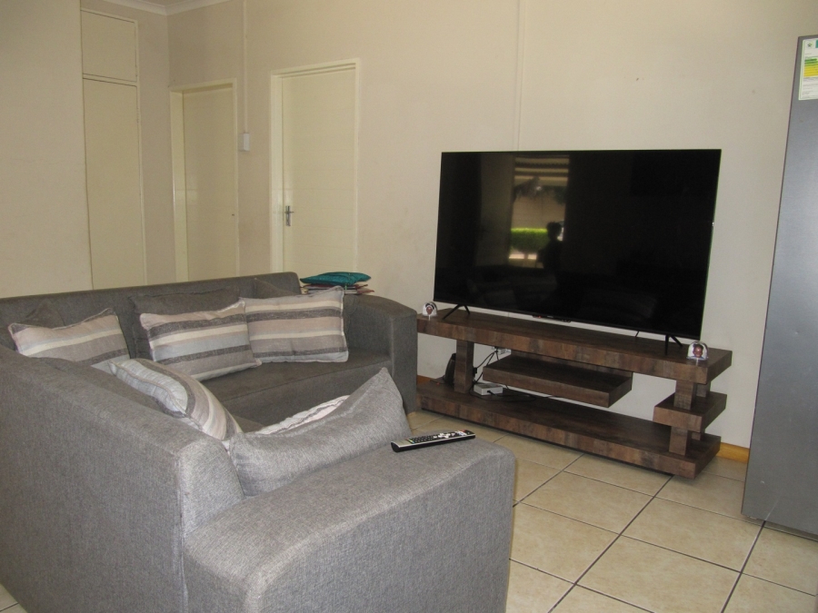 To Let 2 Bedroom Property for Rent in Ferndale Gauteng