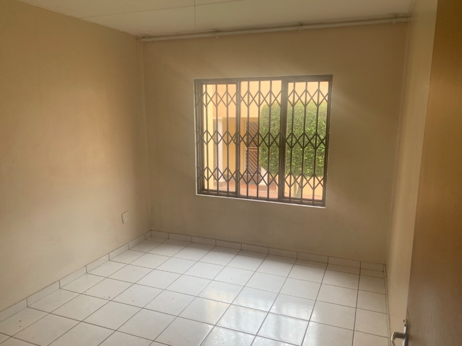 3 Bedroom Property for Sale in Mondeor Gauteng