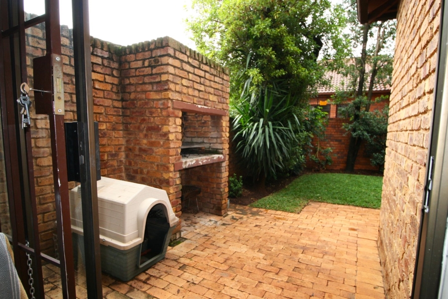 2 Bedroom Property for Sale in Weltevreden Park Gauteng