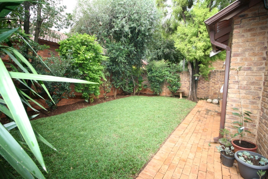 2 Bedroom Property for Sale in Weltevreden Park Gauteng