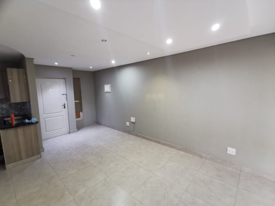 To Let 2 Bedroom Property for Rent in Sandton Central Gauteng