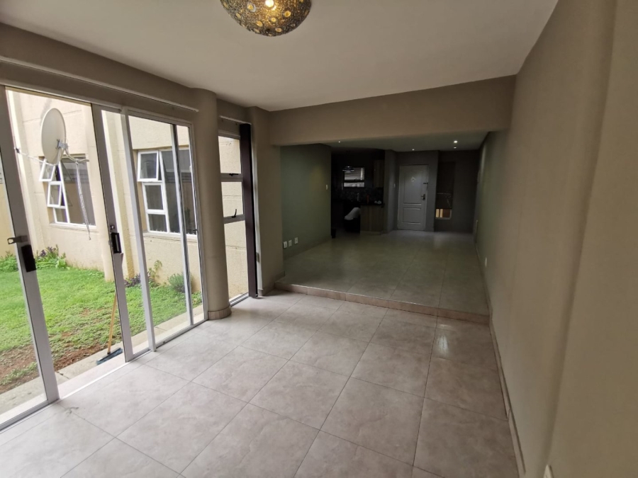 To Let 2 Bedroom Property for Rent in Sandton Central Gauteng