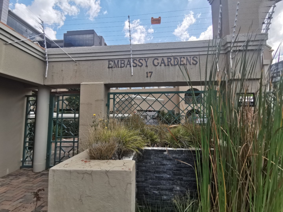 To Let 2 Bedroom Property for Rent in Sandton Central Gauteng