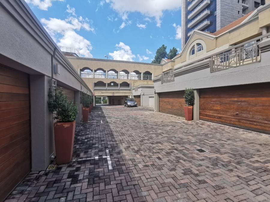 To Let 2 Bedroom Property for Rent in Sandton Central Gauteng