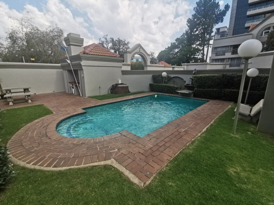 To Let 2 Bedroom Property for Rent in Sandton Central Gauteng