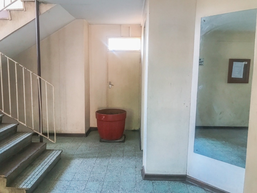 2 Bedroom Property for Sale in Muckleneuk Gauteng