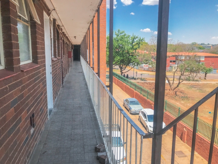 2 Bedroom Property for Sale in Sunnyside Gauteng