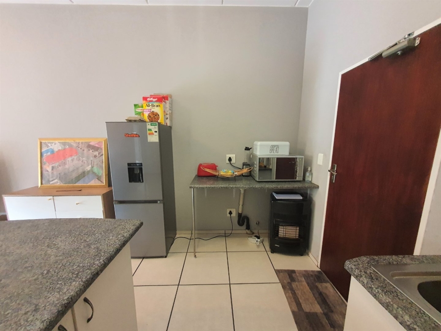 2 Bedroom Property for Sale in North Riding Gauteng