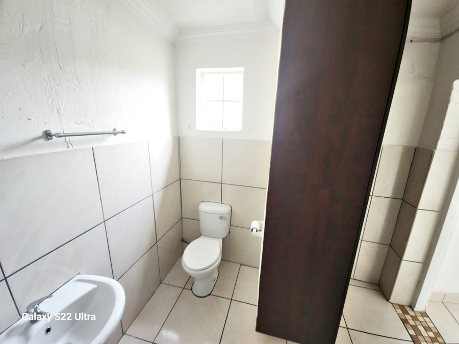 To Let 1 Bedroom Property for Rent in Parkrand Gauteng