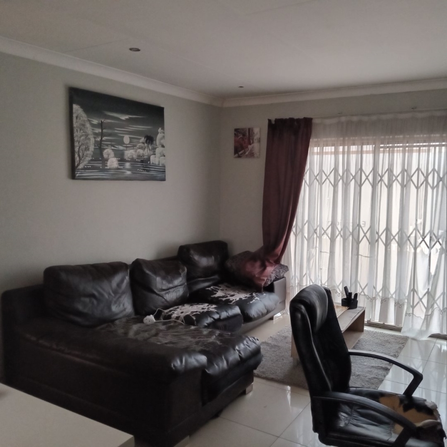 2 Bedroom Property for Sale in Primrose Gauteng