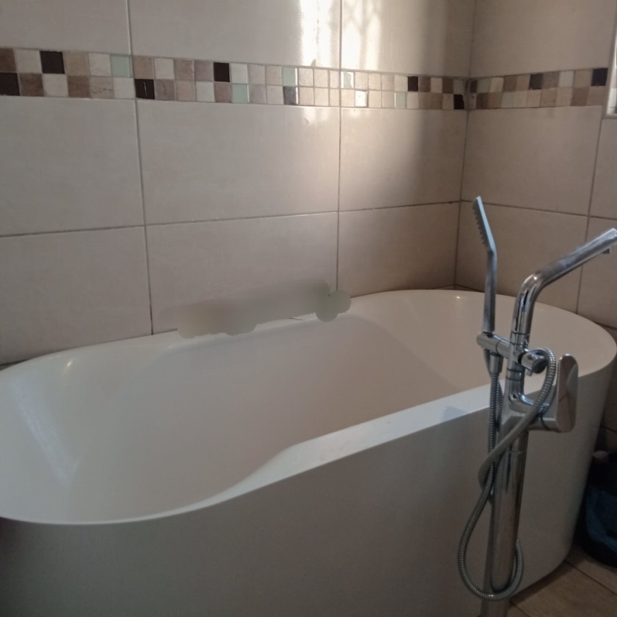 2 Bedroom Property for Sale in Primrose Gauteng