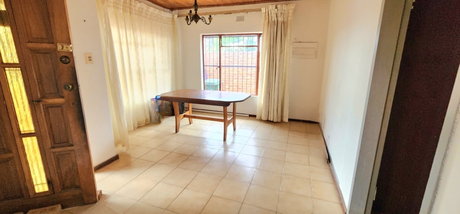 4 Bedroom Property for Sale in Laudium Gauteng