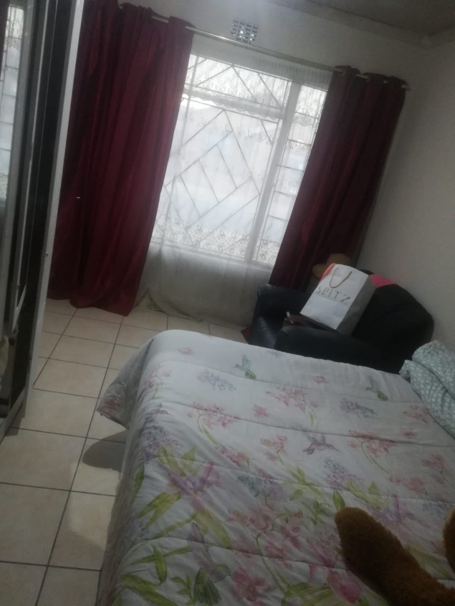 2 Bedroom Property for Sale in Kwa Thema Gauteng