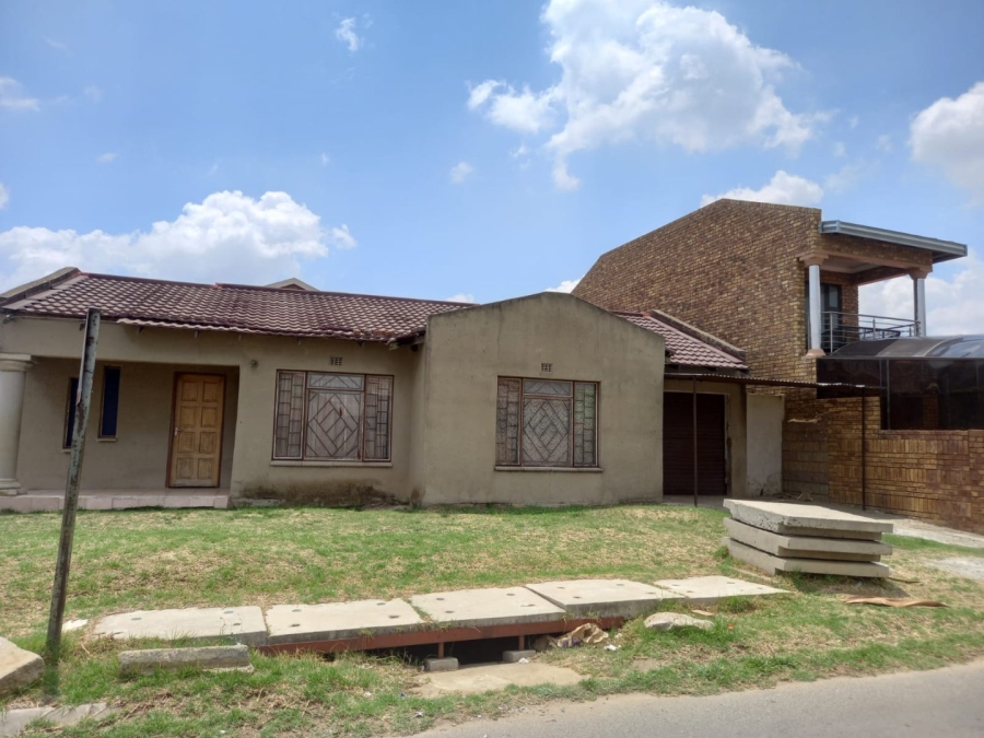 2 Bedroom Property for Sale in Kwa Thema Gauteng