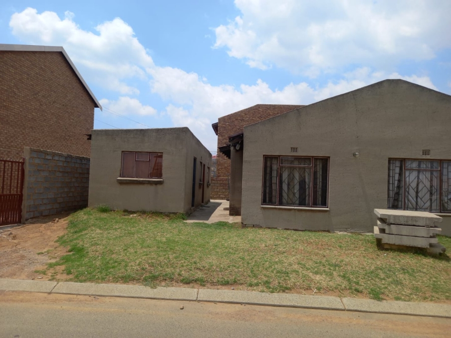 2 Bedroom Property for Sale in Kwa Thema Gauteng