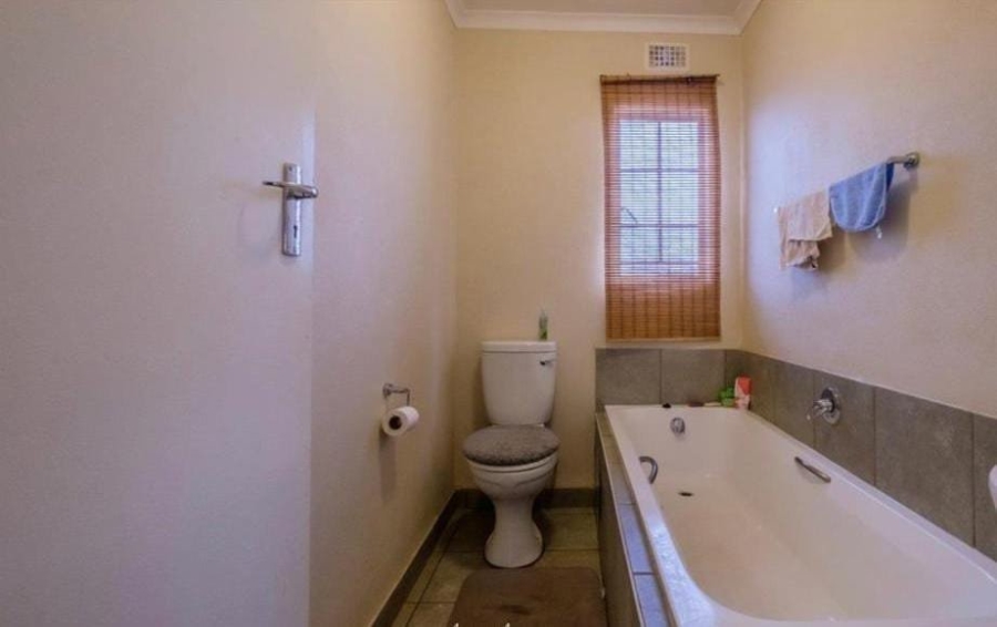 3 Bedroom Property for Sale in Sky City Gauteng