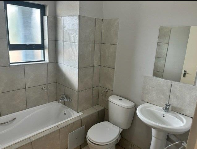 To Let 2 Bedroom Property for Rent in Groblerpark Gauteng