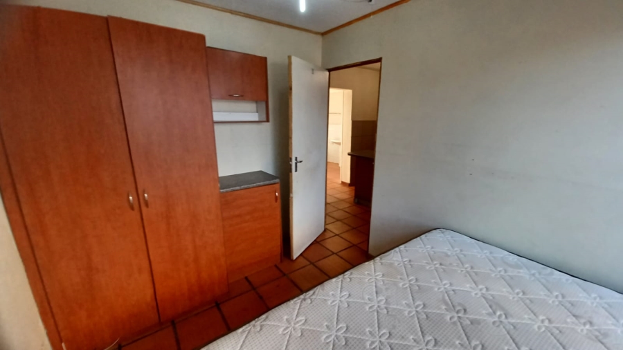 To Let 1 Bedroom Property for Rent in Westdene Gauteng