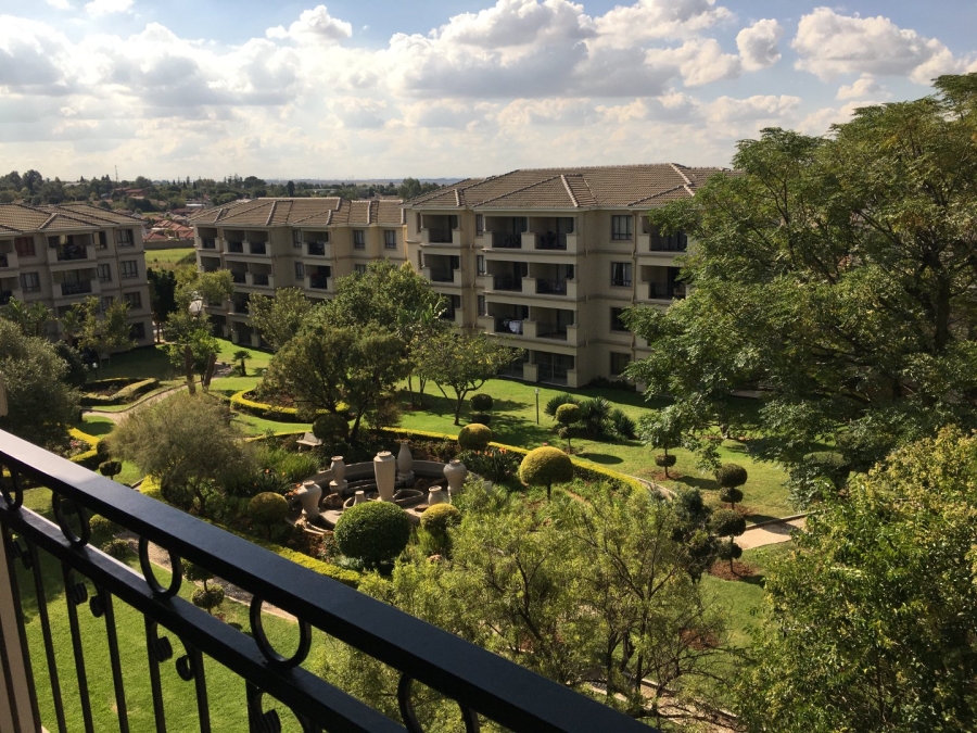 1 Bedroom Property for Sale in Noordwyk Gauteng