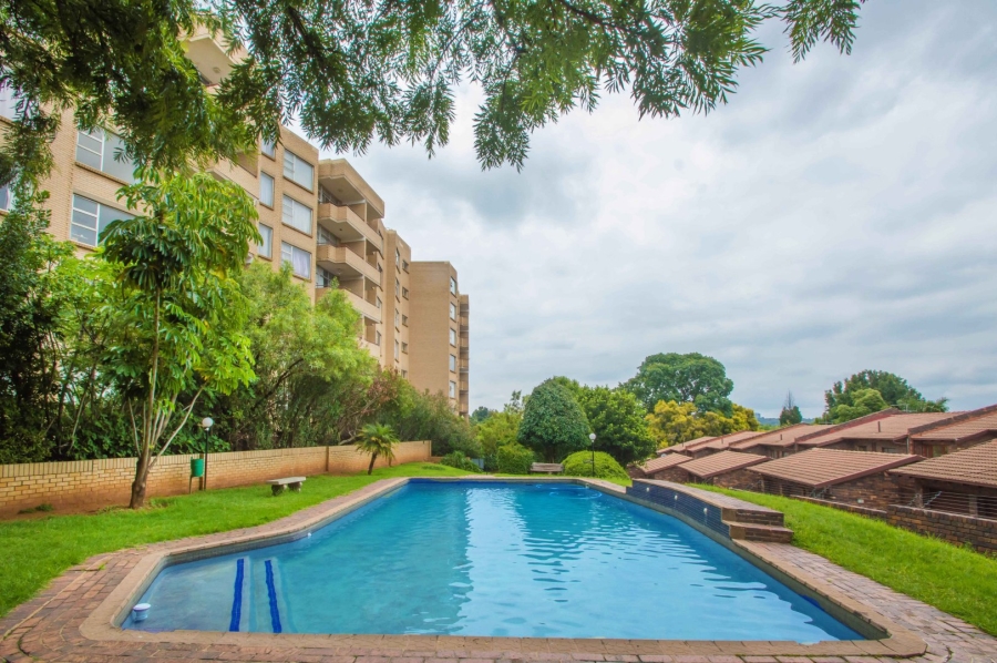 2 Bedroom Property for Sale in Bramley Park Gauteng