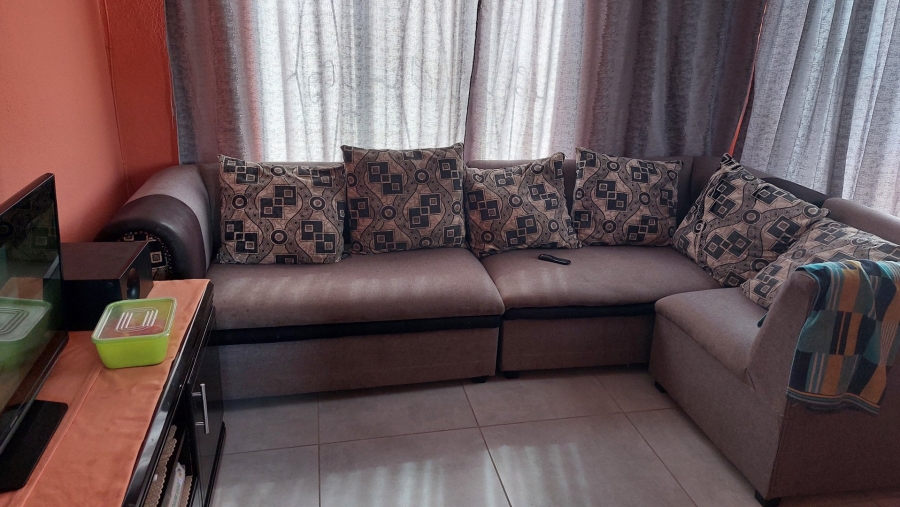 To Let 2 Bedroom Property for Rent in Spruit View Gauteng