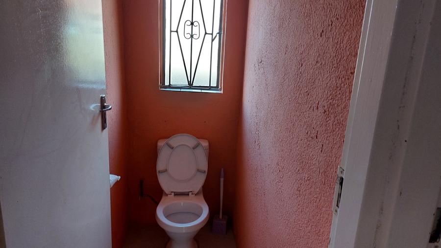 To Let 2 Bedroom Property for Rent in Spruit View Gauteng