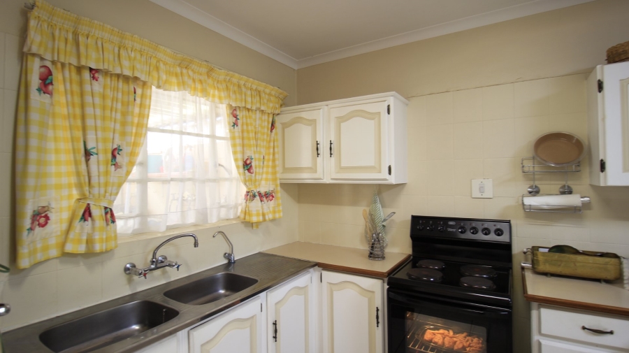 2 Bedroom Property for Sale in Die Wilgers Gauteng