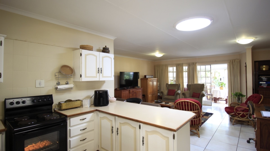 2 Bedroom Property for Sale in Die Wilgers Gauteng