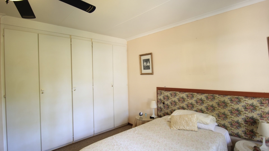 2 Bedroom Property for Sale in Die Wilgers Gauteng