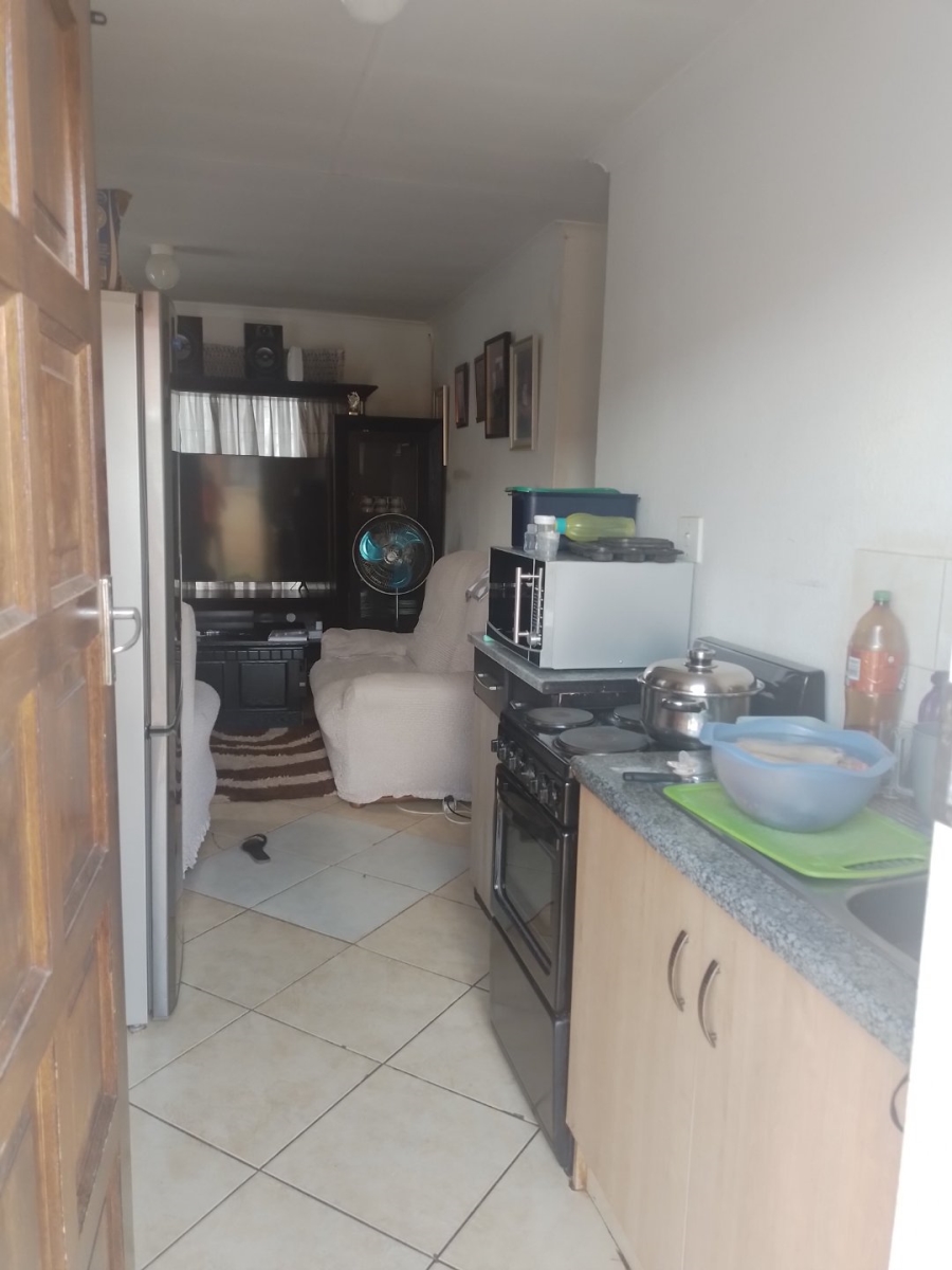 To Let 3 Bedroom Property for Rent in Beverley Hills Gauteng