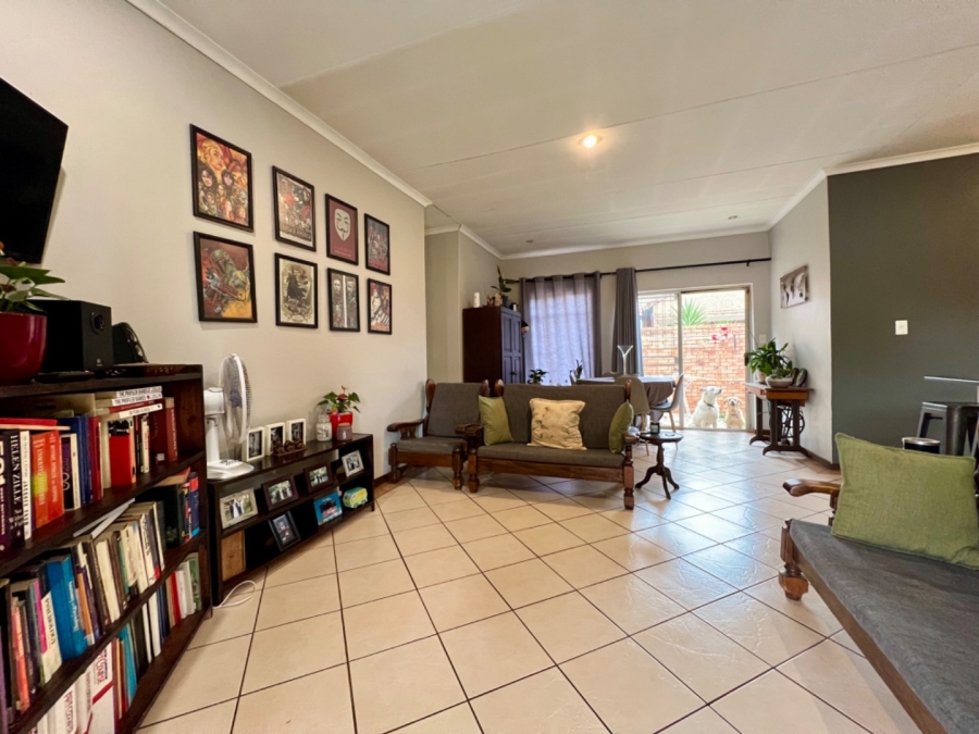 3 Bedroom Property for Sale in Equestria Gauteng