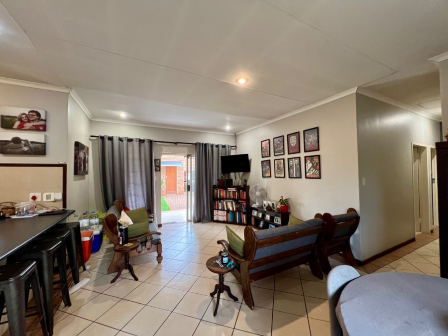 3 Bedroom Property for Sale in Equestria Gauteng