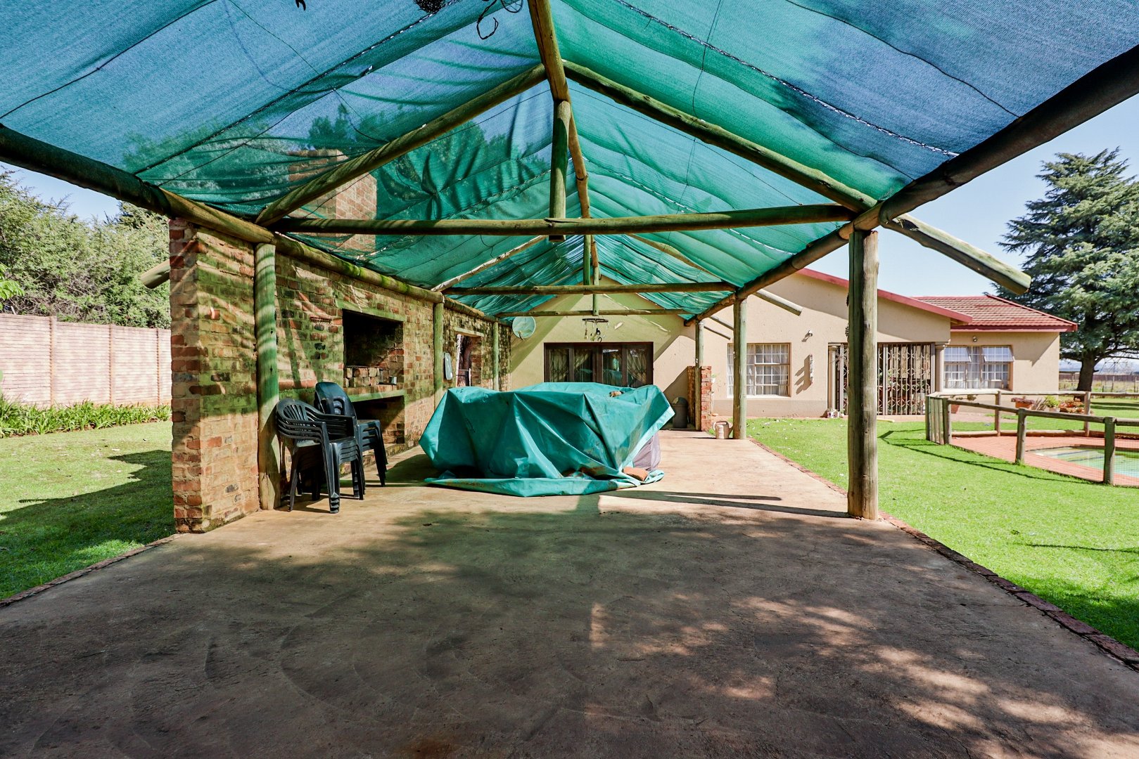 4 Bedroom Property for Sale in Bashewa A H Gauteng