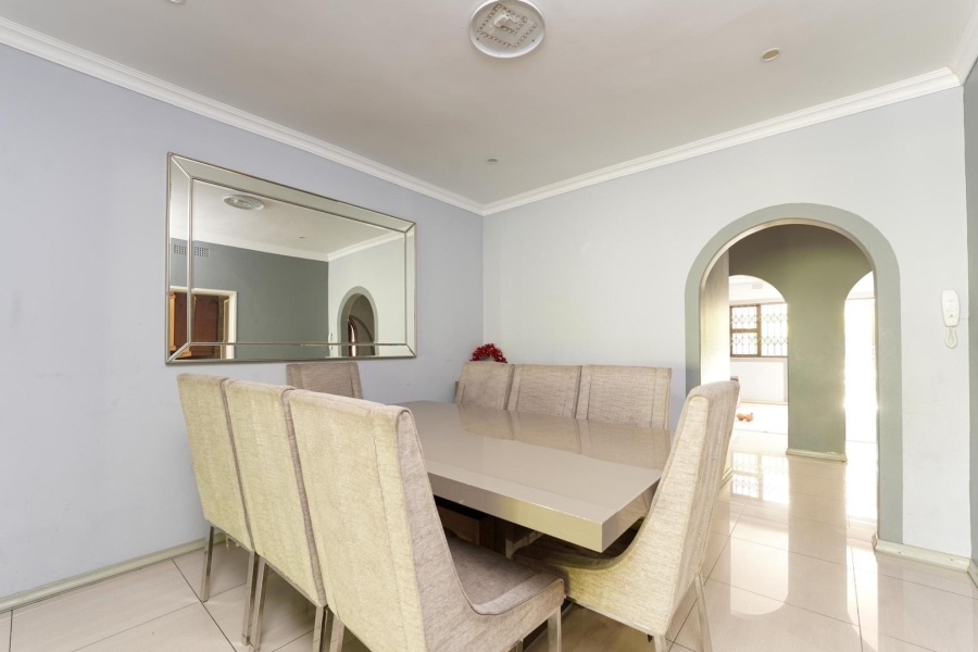 5 Bedroom Property for Sale in Bryanston Gauteng