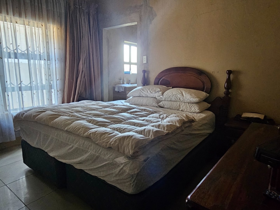 4 Bedroom Property for Sale in Geduld Ext 1 Gauteng