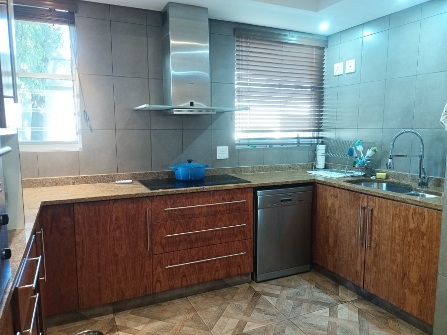 To Let 3 Bedroom Property for Rent in Hyde Park Gauteng