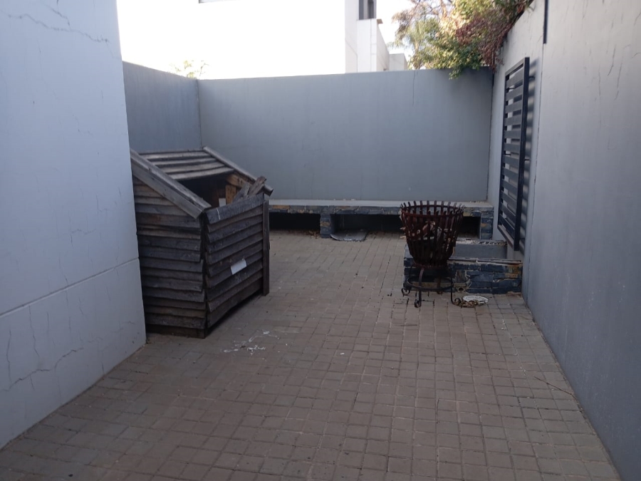 To Let 3 Bedroom Property for Rent in Edenvale Central Gauteng