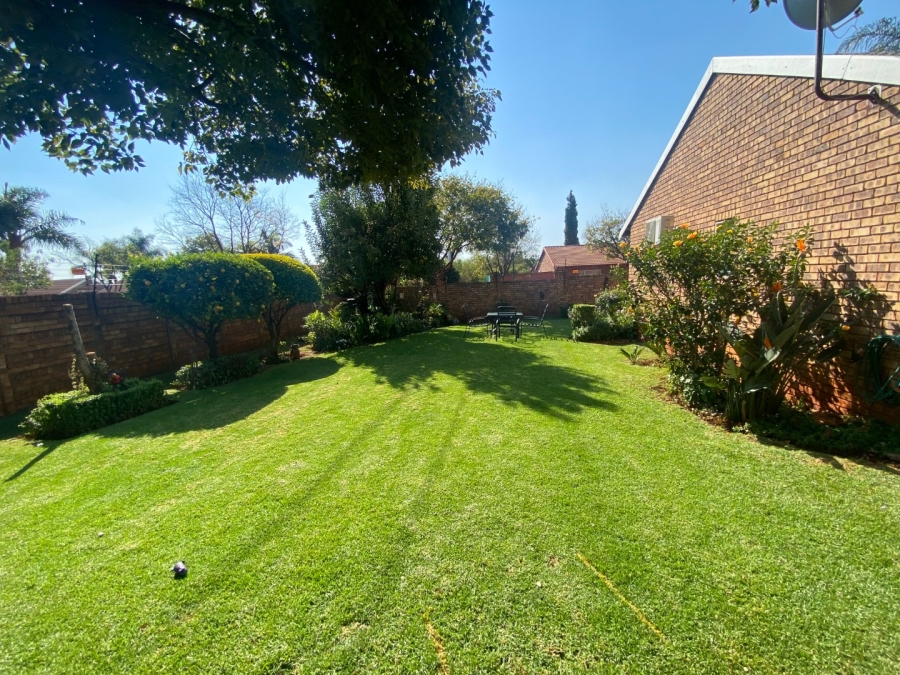 3 Bedroom Property for Sale in Highveld Gauteng