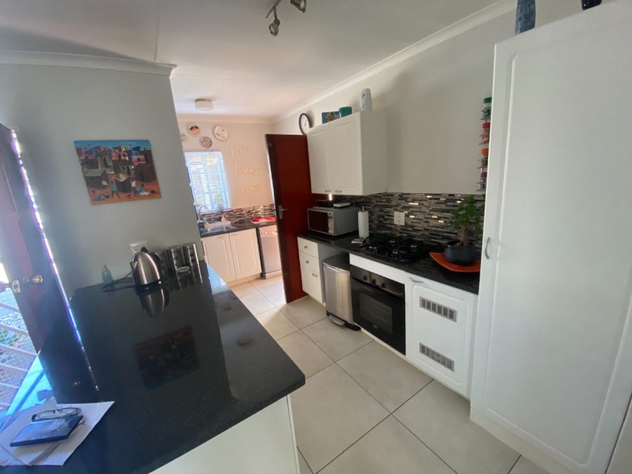 3 Bedroom Property for Sale in Highveld Gauteng