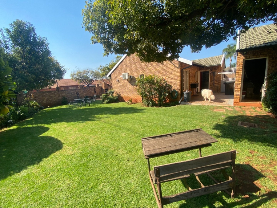 3 Bedroom Property for Sale in Highveld Gauteng