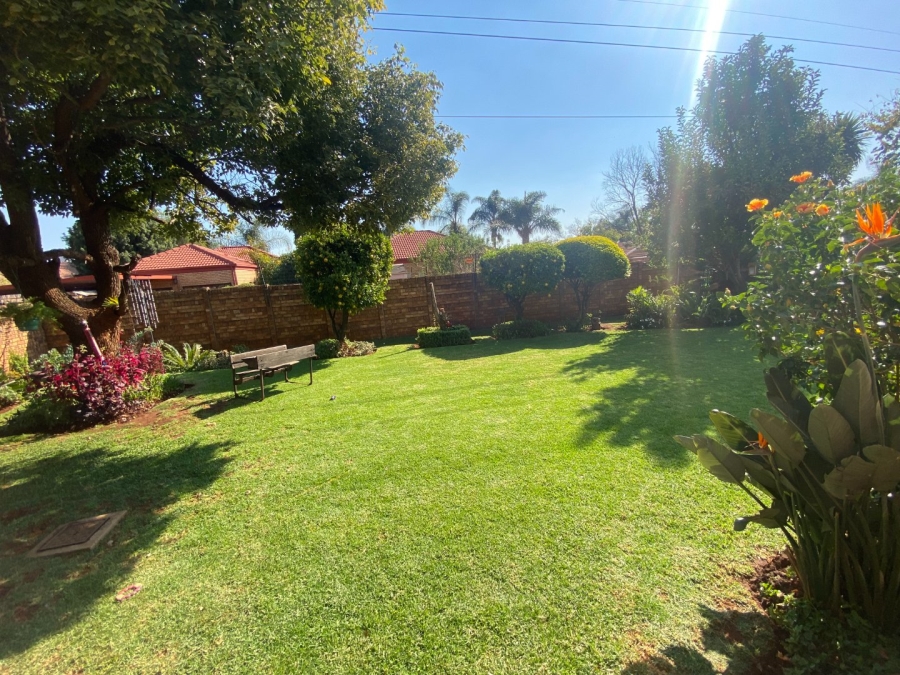 3 Bedroom Property for Sale in Highveld Gauteng