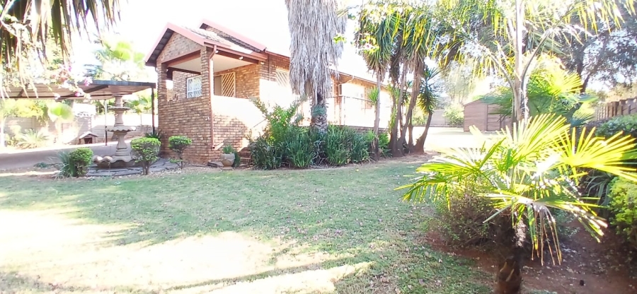 3 Bedroom Property for Sale in Heuweloord Gauteng