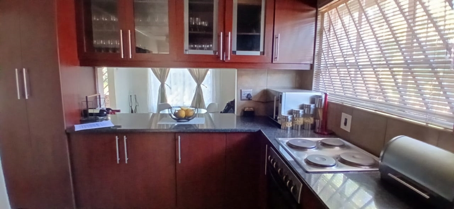 3 Bedroom Property for Sale in Heuweloord Gauteng